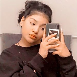 Meet your Posher, Katelyn